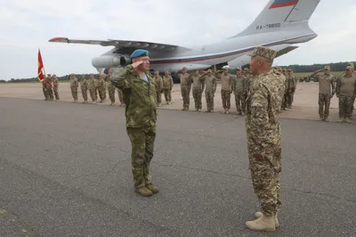 Нас там нет». Показываем в фото, как белорусские военные поддерживают  российскую армию в войне против Украины