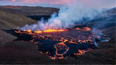 Снова проснулся! Вулкан Фаградальсфьядль - новая достопримечательность  Исландии - извержение вулкана!