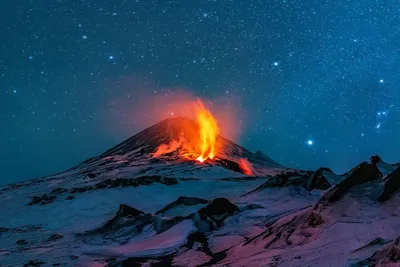 В Мексике произошло извержение вулкана Попокатепетль - фото и видео  извержения вулкана 24 Канал
