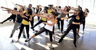 Zumba Fitness Classes at best price in Mumbai | ID: 18344556188