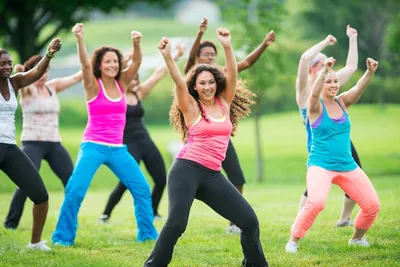 Aerobic Vs Zumba: Which is better to Stay Healthy? | Choreo N Concept